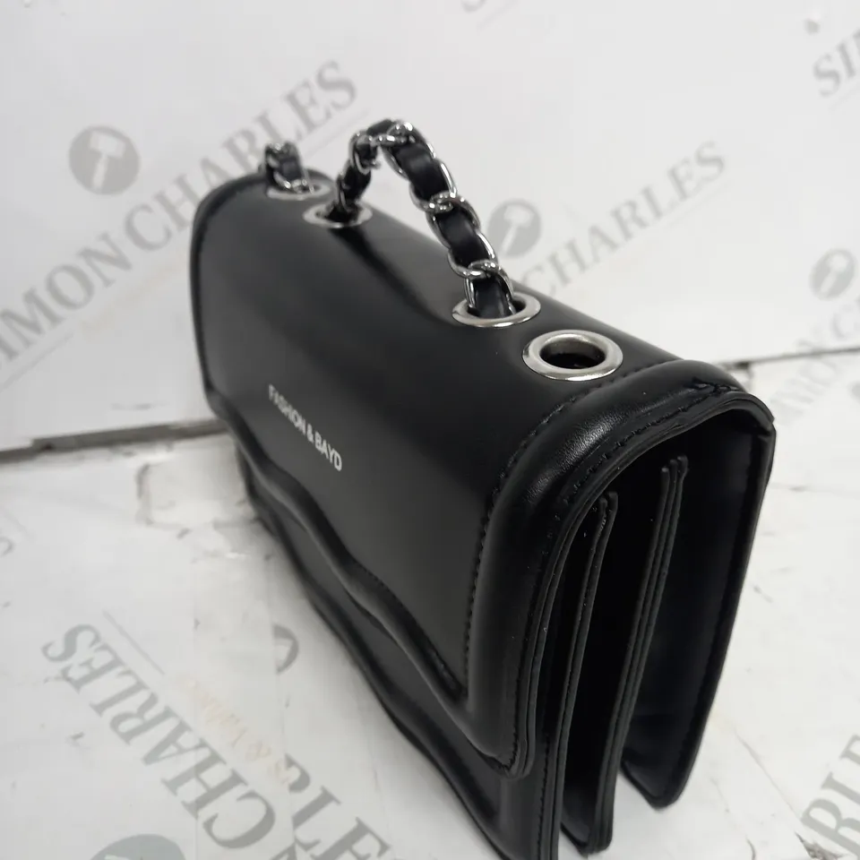 FASHION & BAYD BLACK SMALL BAG WITH CHAIN STRAP 