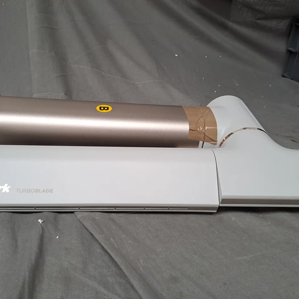 SHARK TURBOBLADE MULTI-DIRECTIONAL COOLING FAN