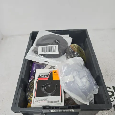 TOTE OF APPROXIMATELY 12 ASSORTED ITEMS TO INCLUDE: DIGITAL SCALES