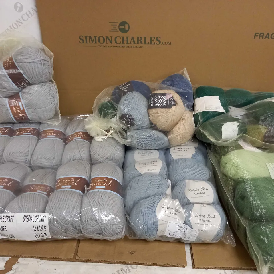 BOX OF ASSORTED BALLS OF WOOL IN ASSORTED COLOURS TO INCLUDE DEBBIE BLISS WOOL, MILLAMIA, STYLECRAFT SPECIAL WOOL