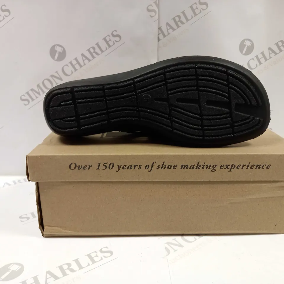 BOXED PAIR OF CUSHION WALK DIAMANTE MULES IN BLACK - SIZE 6