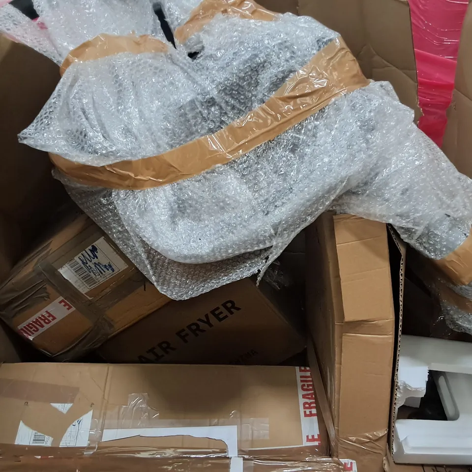 PALLET OF ASSORTED HOUSEHOLD ITEMS TO INCLUDE KITCHEN SINK, OFFICE CHAIR AND TOPFUND