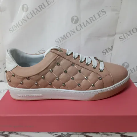 BOXED MODA SIZE 7 NUDE LEATHER ADELAID LACE UP QUILTED TRAINERS