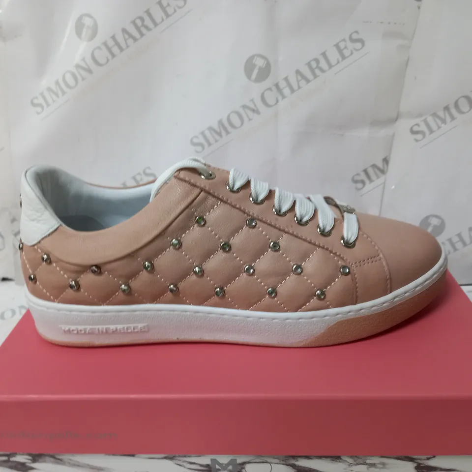 BOXED MODA SIZE 7 NUDE  LEATHER ADELAID LACE UP QUILTED TRAINERS 
