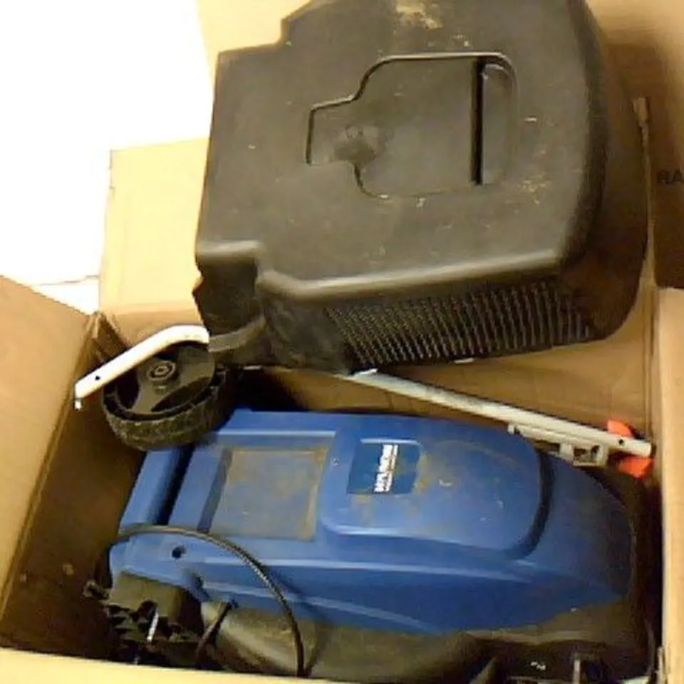 HYUNDAI 32CM LIGHTWEIGHT ROTARY ELECTRIC LAWN MOWER