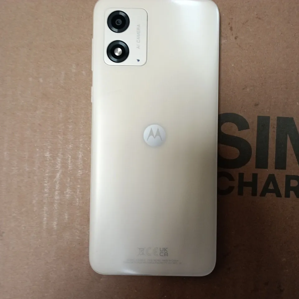 MOTOROLA MOTO E13 IN CREAM