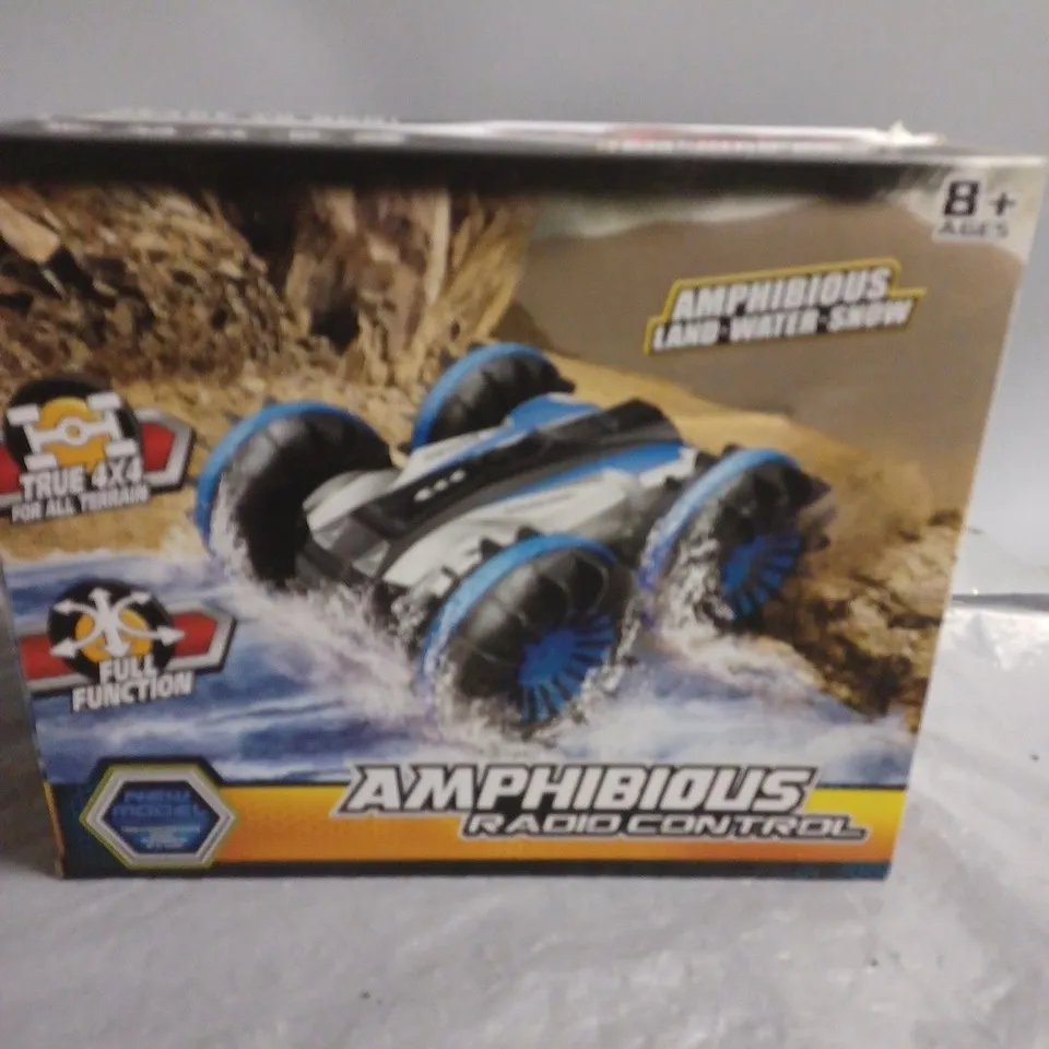 BOXED ALLCACA AMPHIBIOUS RADIO CONTROL CAR AGE 8+