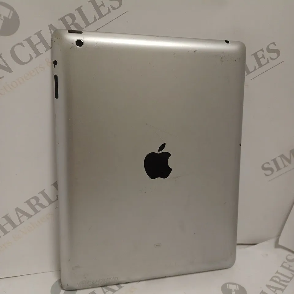 APPLE IPAD TABLET - MODEL UNSPECIFIED
