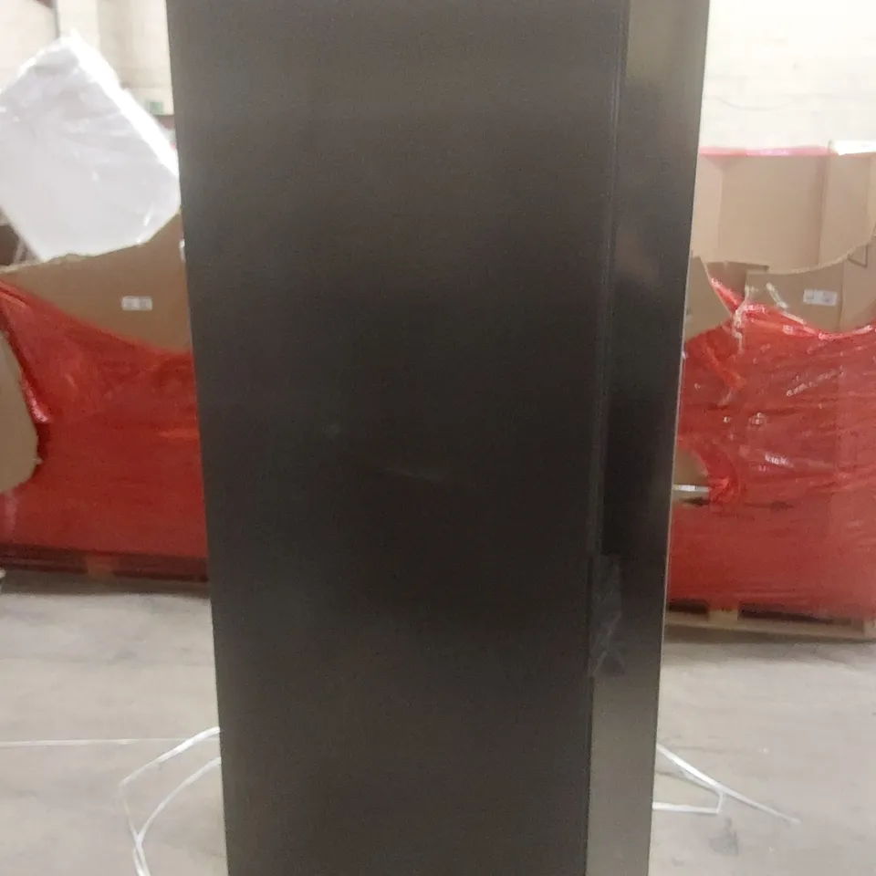 LG GSLC40PYPE AMERICAN FRIDGE FREEZER, SILVER, E RATED, PLUMBED