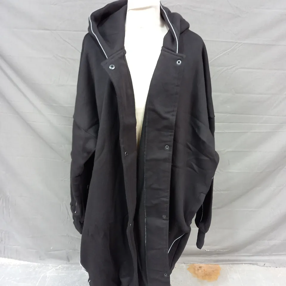 SAEEDAH HAQUE HEAVY WEIGHTED LONG JACKET - SIZE UNSPECIFIED