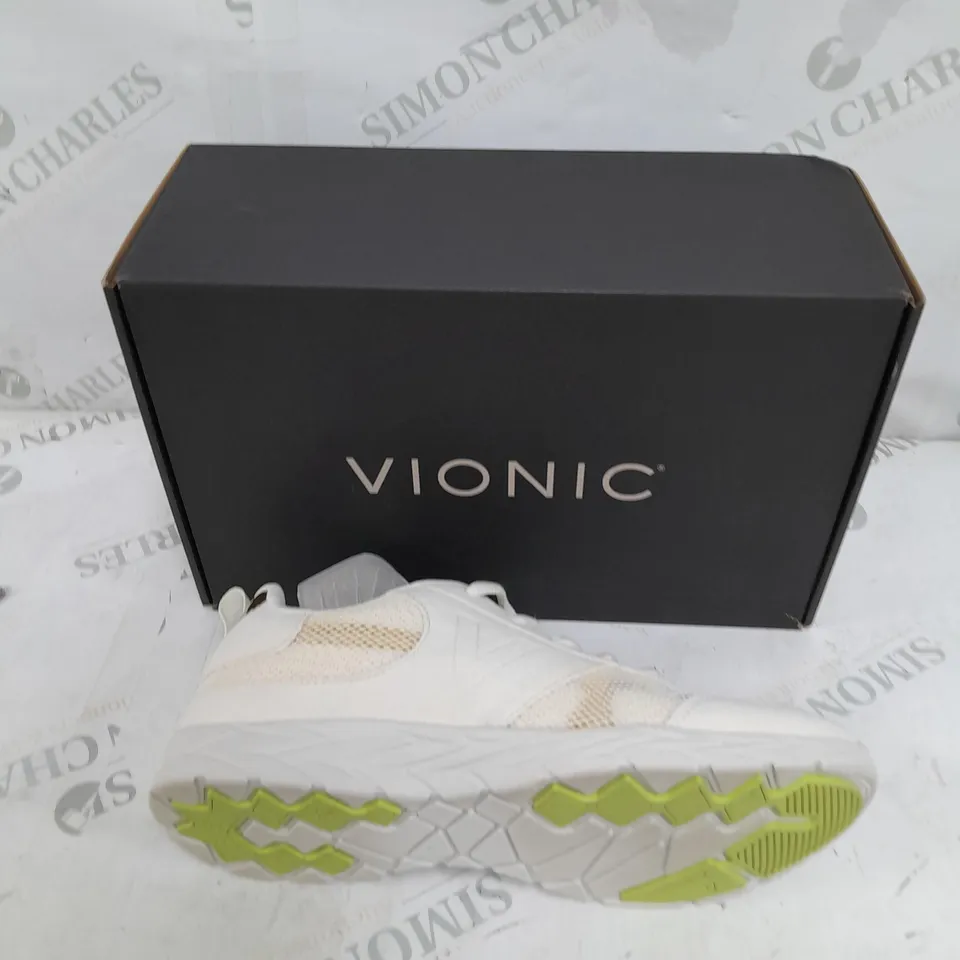 BOXED PAIR OF VIONIC CREAM MESH TRAINERS SIZE 6