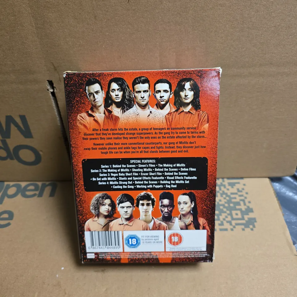 MISFITS SERIES 1/2/3/4 DVD BOXSET PLUS SPECIAL FEATURES