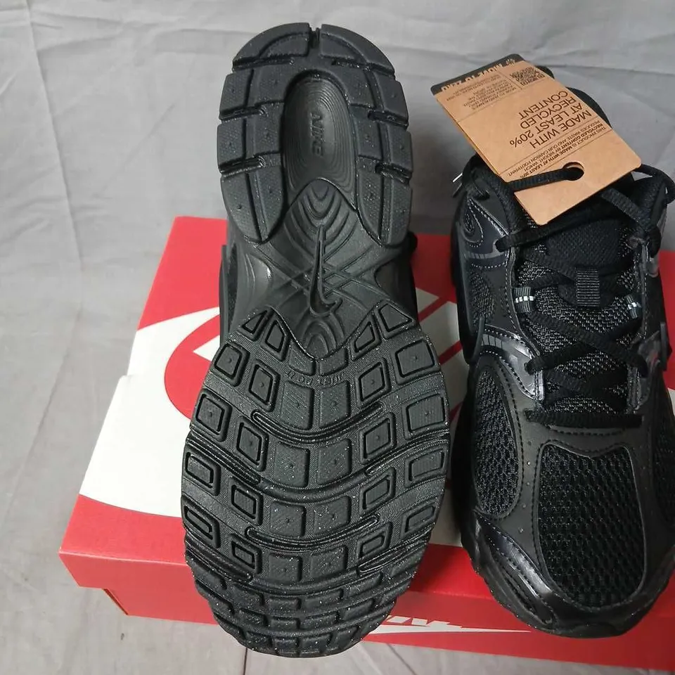 NIKE V5 RNB SNEAKERS – BLACK/ANTHRACITE, UK 8