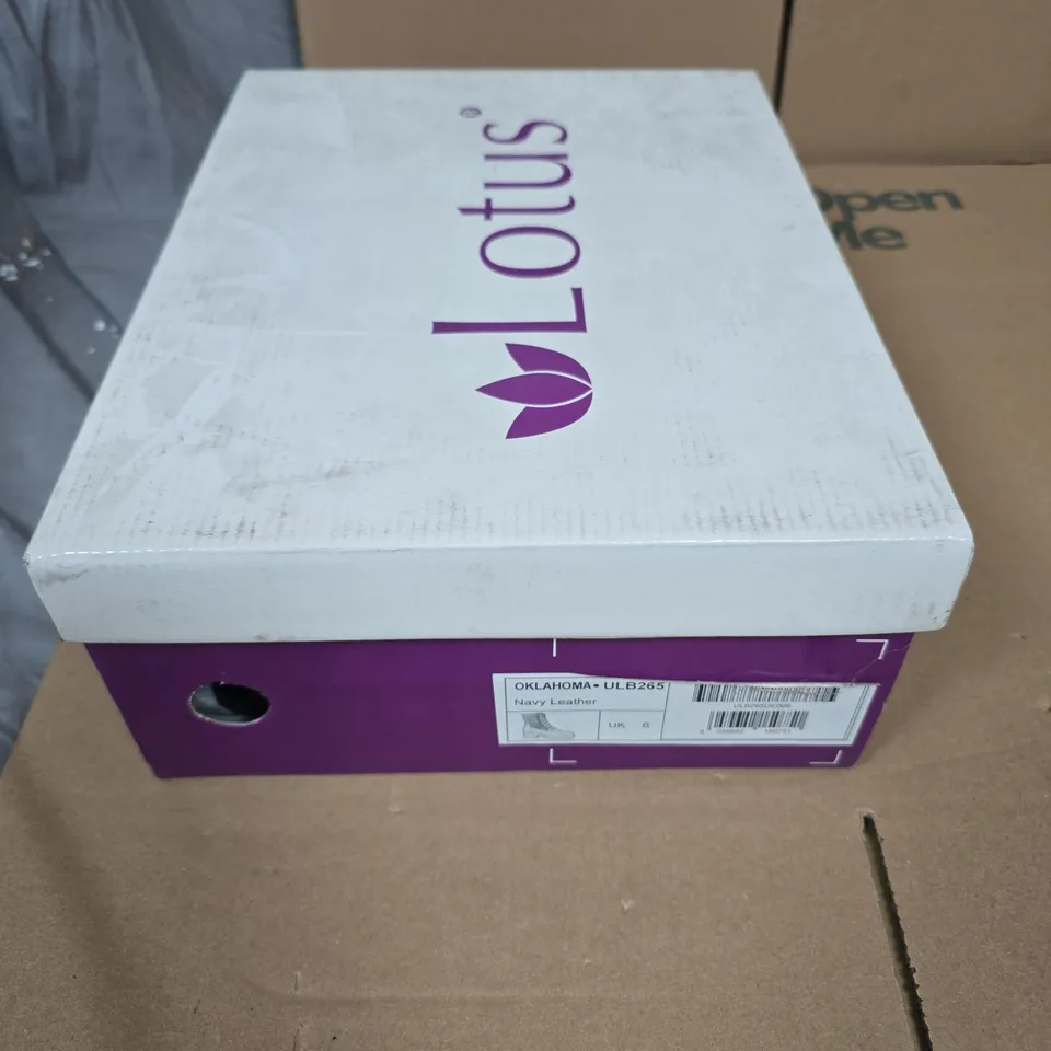 LOTUS OKLAHOMA NAVY LEATHER BOOTS – UK 8