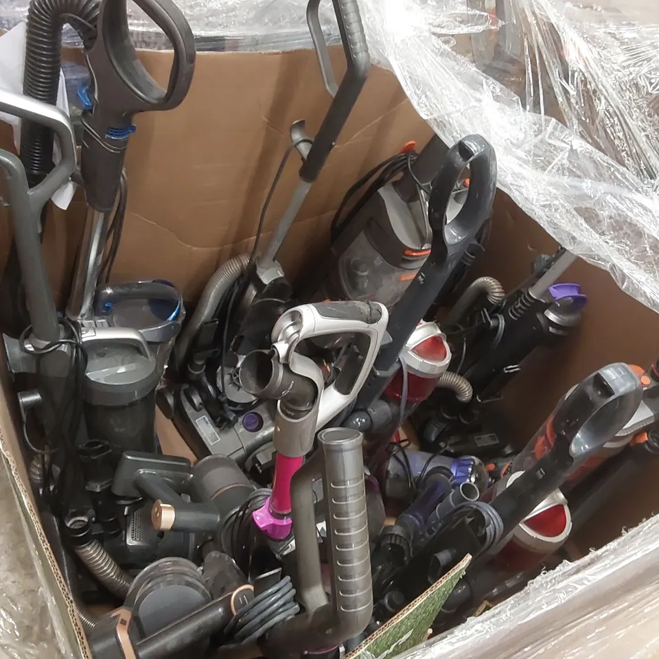 PALLET TO CONTAIN A LARGE ASSORTMENT OF UNCHECKED VACUUM CLEANERS