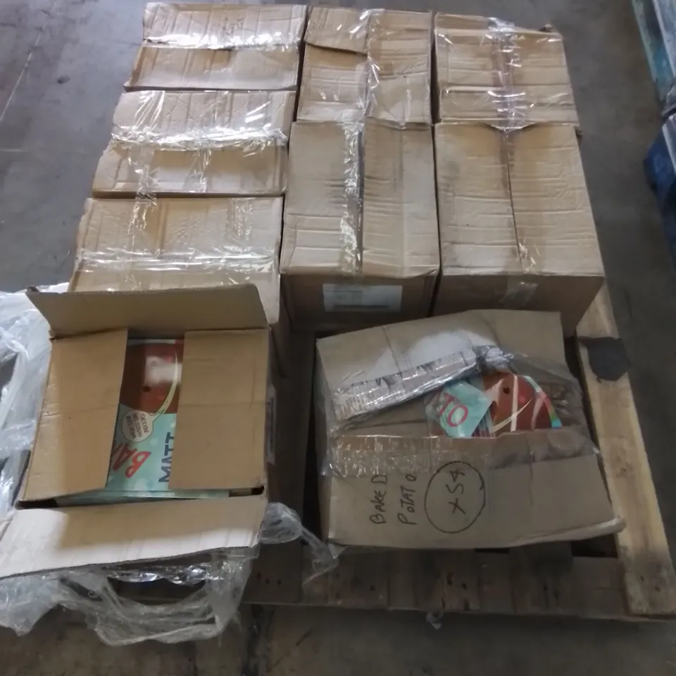 PALLET TO CONTAIN APPROX 9 X BOXES OF THANK YOU BAKED POTATO CHILDREN'S BOOKS, APPROX 50 BOOKS PER BOX 