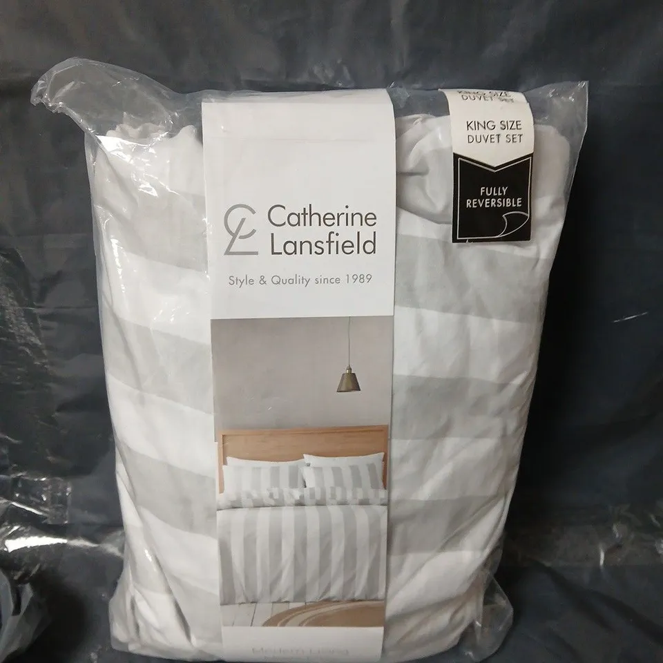 CATHERINE LANSFIELD COVE STRIPE SILVER REVERSIBLE DUVET COVER SET - KING SIZE