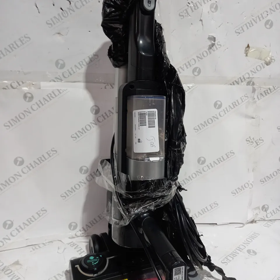 SHARK STRATOS ANTI HAIR WRAP PET PRO VACUUM CLEANER HZ3000UKT