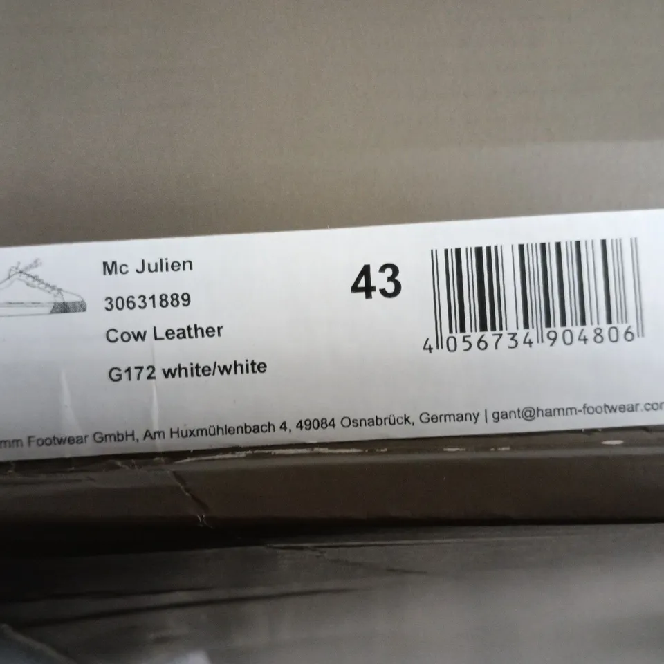 GANT WHITE LEATHER SNEAKERS - UK 9 (EU 43)