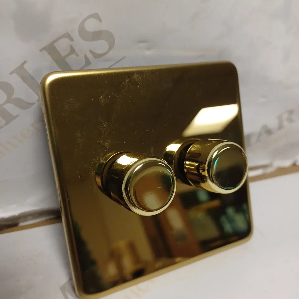 KNIGHTSBRIDGE SF2182PB SCREWLESS 2G 2-WAY 10-200W DIMMER