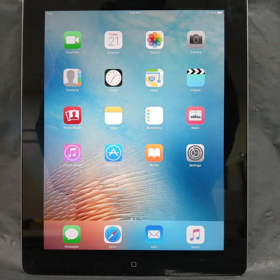 APPLE IPAD A1416