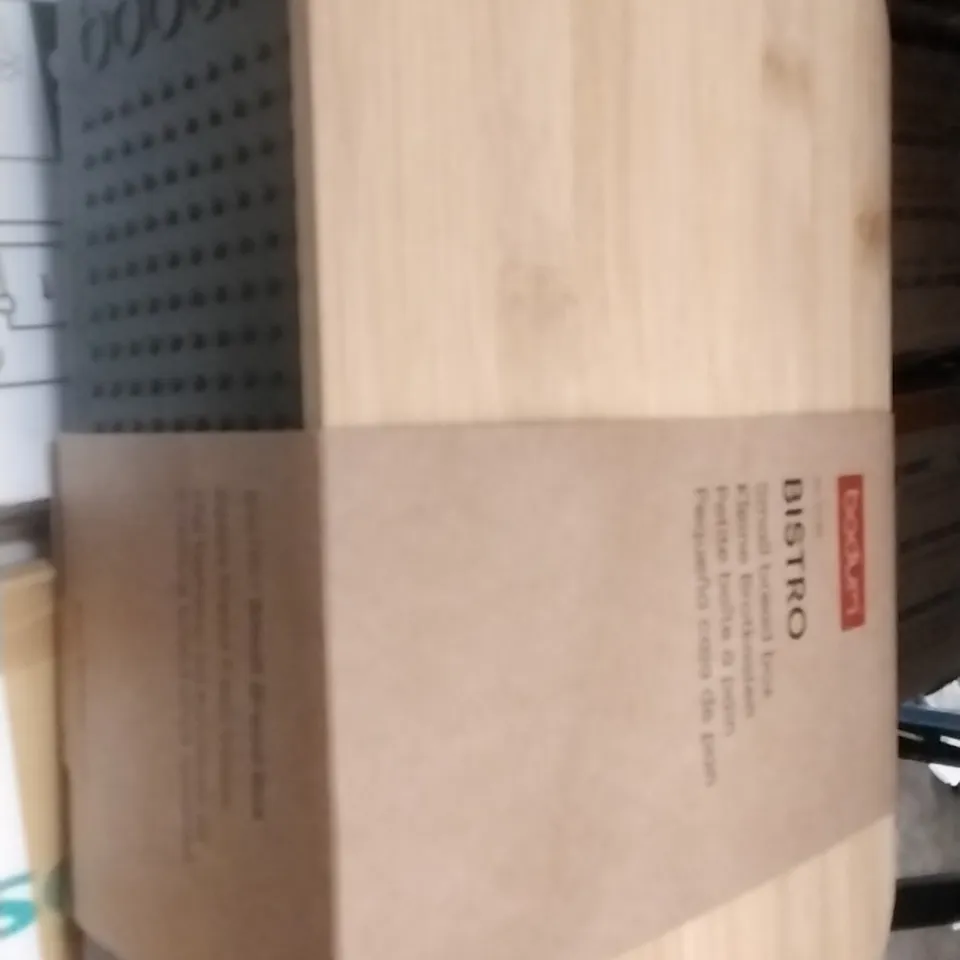 BOXED BISTRO BREADS BINS