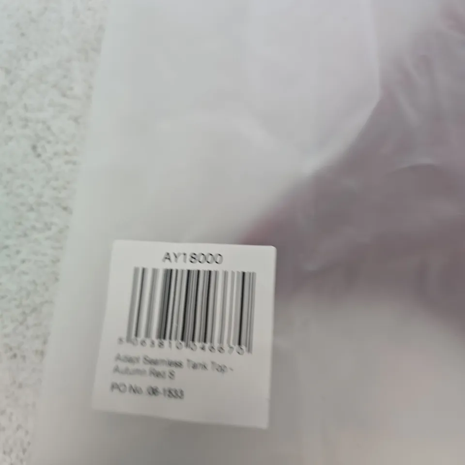 BAGGED AYBL ADAPT SEAMLESS TANK TOP - AUTUMN RED - SIZE SMALL