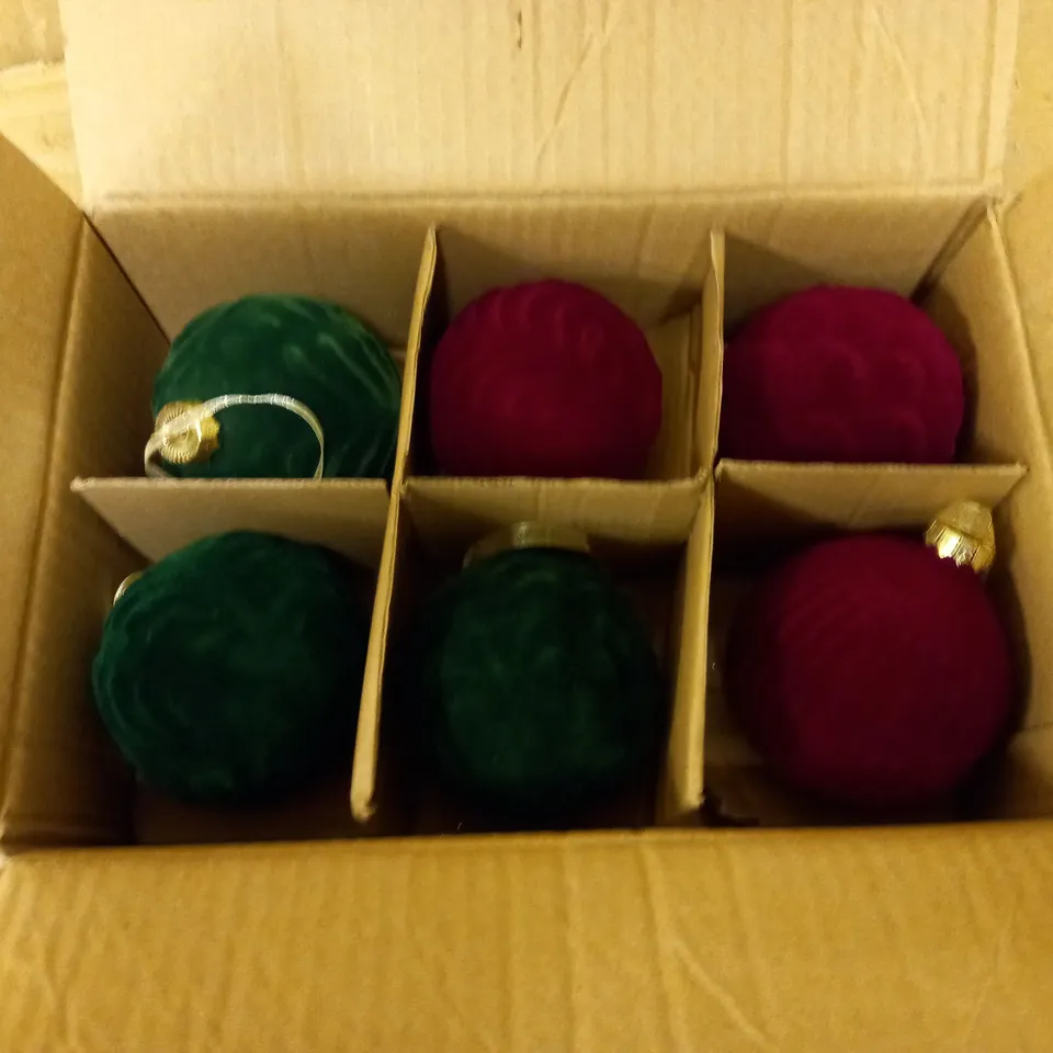 ALISON CORK SET OF 6 RED & GREEN FLOCKED VELVET GLASS BAUBLES