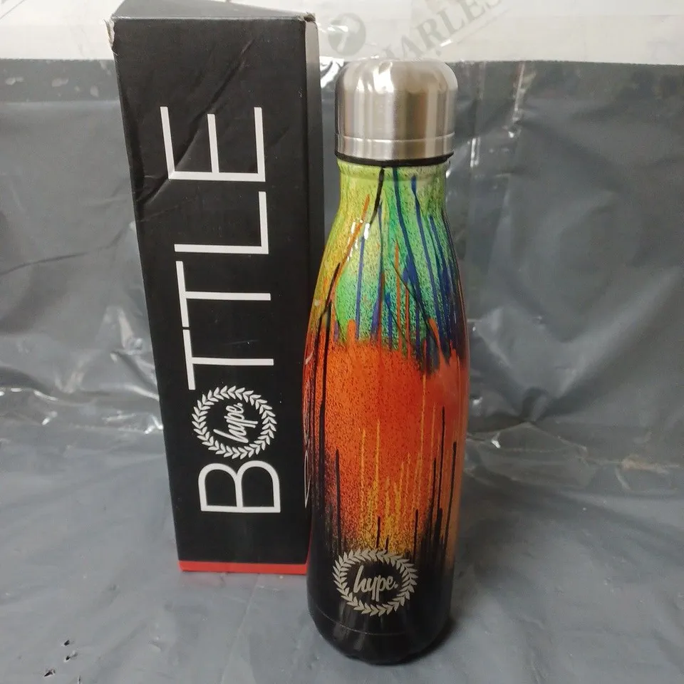 BOXED HYPE WATER BOTTLE RED MULTI DRIPS FOR HOT AND COLD DRINKS