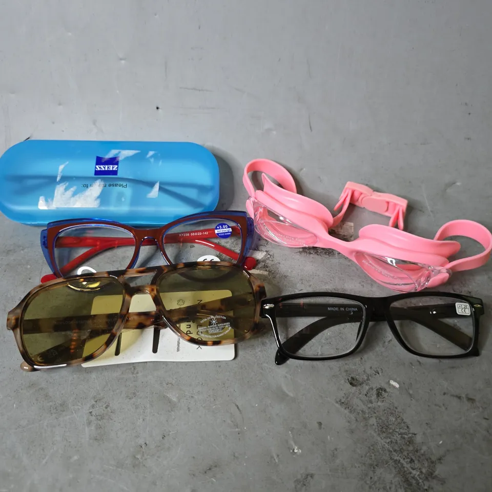 APPROXIMATELY 15 ASSORTED VISION CARE ITEMS TO INCLUDE - SUNGLASSES , CARRY CASES , EYEWEAR ETC