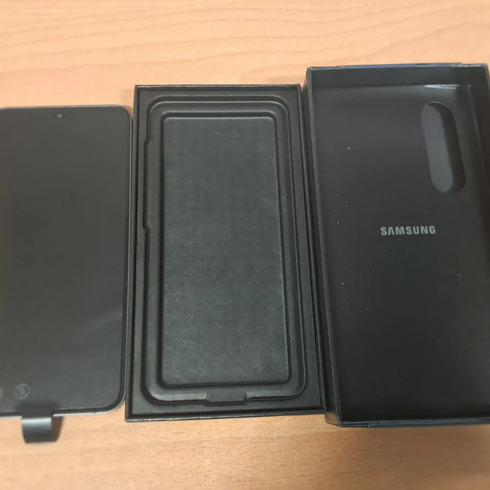 BOXED SAMSUNG GALAXY S24 8GB/128GB IN ONYX BLACK - SM-S921B