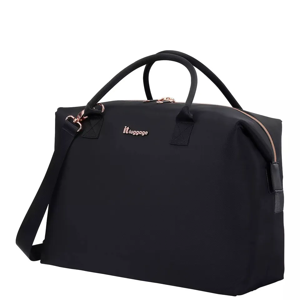 IT LUGGAGE CHARMER BLACK TRAVEL HOLDALL WITH SHOULDER STRAP 