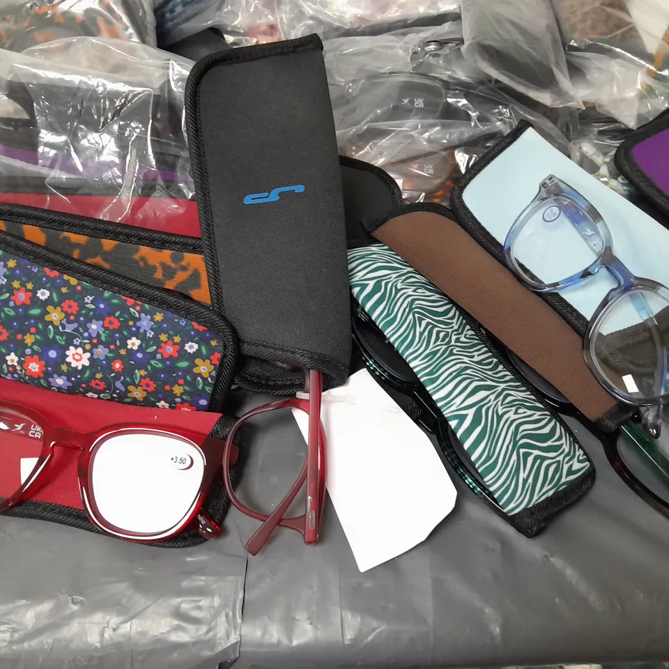 LOT OF ASSORTED READING GLASSES
