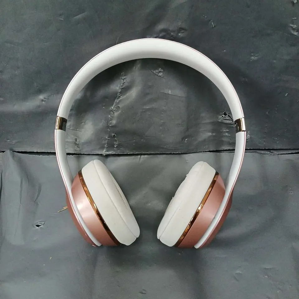 BEATS PRO 3 WIRELESS HEADPHONES 