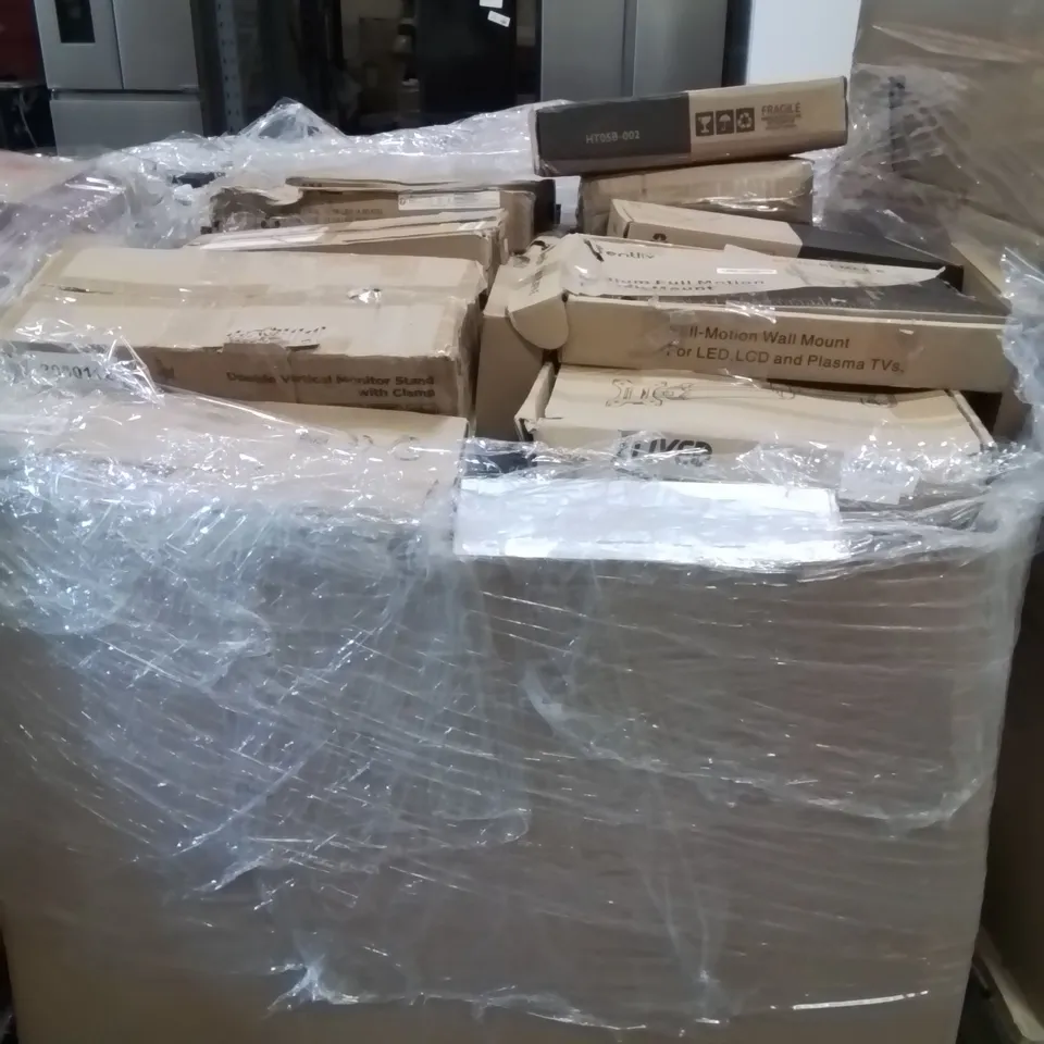 PALLET CONTAINING VERY LARGE AMOUNT OF TV AND PC MONITOR MOUNTS