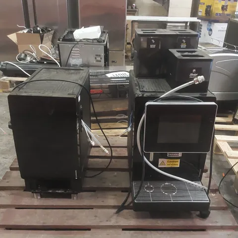 FRANKE A600 COMMERCIAL COFFEE MACHINE WITH MILK CHILLER