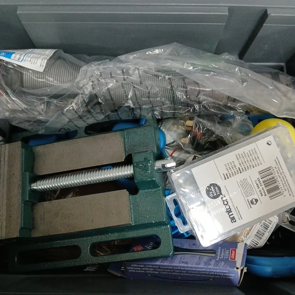 APPROXIMATELY 12 ASSORTED HOUSEHOLD ITEMS TO INCLUDE CALLAWAY GOLF BALL, WILLNER VIOLIN TAILPIECE, NUT & BOLT ASSORTMENT, ETC