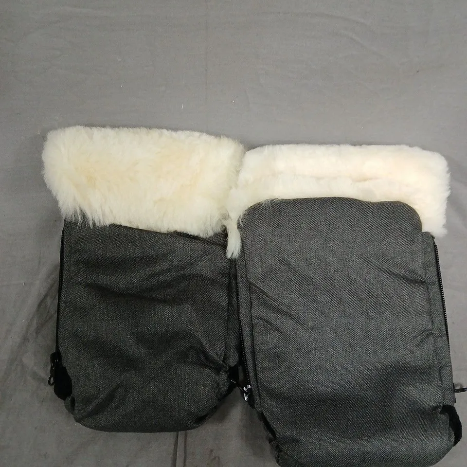 NATURALLY SHEEPSKINS HANDMITTS WITH SHEEPSKIN CUFF 