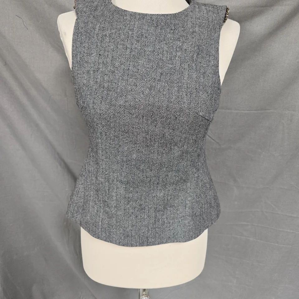 KAREN MILLEN THE FOUNDER HERRINGBONE TAILORED EMBELLISHED TOP IN MONO SIZE 8