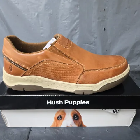 BOXED PAIR OF HUSH PUPPIES FLETCHER MENS SHOES IN TAN - UK 10
