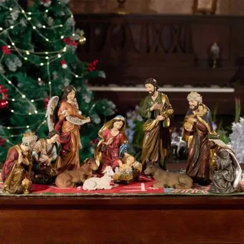 BOXED NATIVITY SET 11 PCS CHRISTMAS INDOOR SCENE  STATUE FIGURINES (1 BOX)