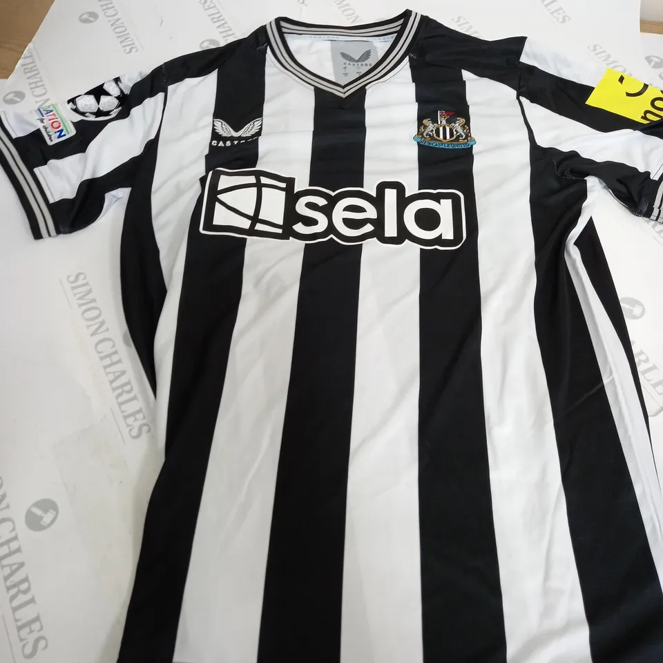 CASTORE NEWCASTLE 2023/24 HOME SHIRT - UK LARGE
