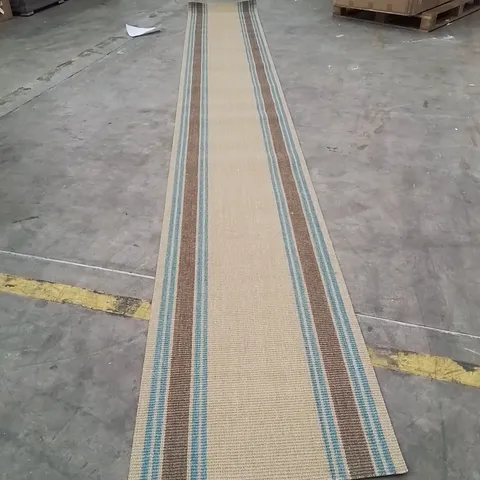 QUALITY DESIGNER AREA RUG - APPROXIMATELY 510X65CM