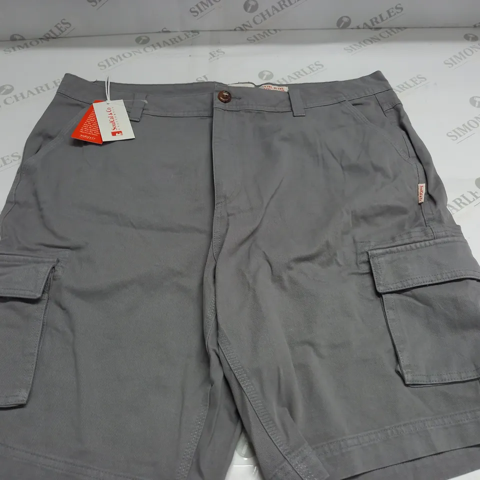 SOUL & CO GREY CARGO SHORTS - UK 2XL