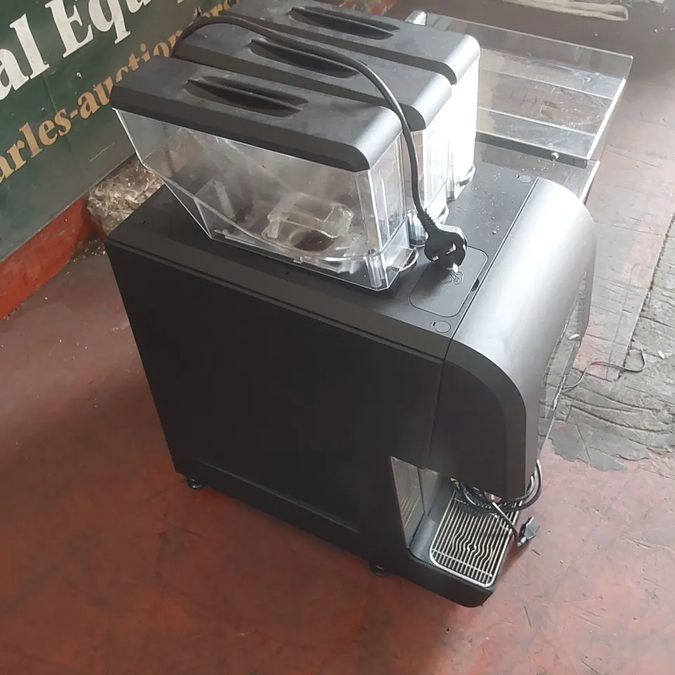 EVOCA KALEA PLUS COMMERCIAL COFFEE MACHINE WITH VITRIFRIGO MILK CHILLER