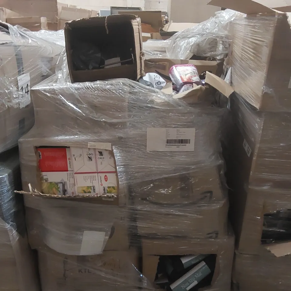 PALLET TO CONTAINING A VERY LARGE QUANTITY OF ASSORTED ITEMS INCLUDING: FOOD DISPENSER SETS, NON SLIP MATS, GLASS JUGS, TOILET ROLL HOLDERS ECT