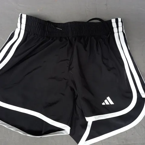 ADIDAS SHORTS IN BLACK/WHITE SIZE XS