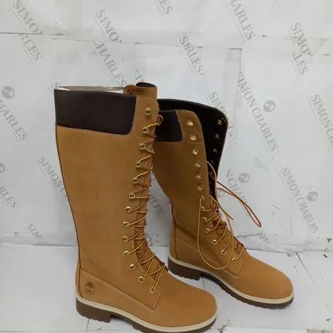 UNBOXED PAIR OF TIMBERLANDS WATERPROOF HIGH WALKING BOOTS IN BROWN SIZE UK 6