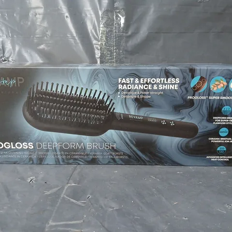 BOXED REVAMP PROGLOSS DEEPFORM BRUSH CERAMIC STRAIGHTENING BRUSH
