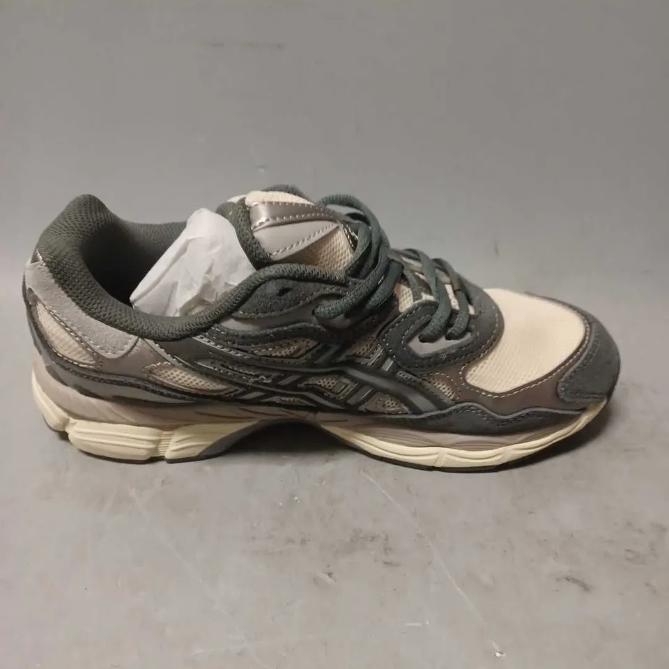 PAIR OF ASICS ORTHOLITE TRAINERS - 8